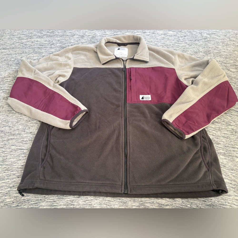 MEC Ladies Zip Up Fleece Size XL
